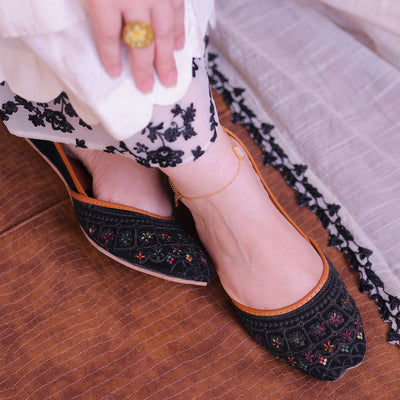 Sitara Velvet Khussa