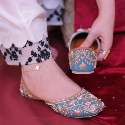 Sitara Silk Khussa