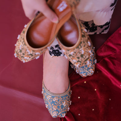 Sitara Silk Khussa