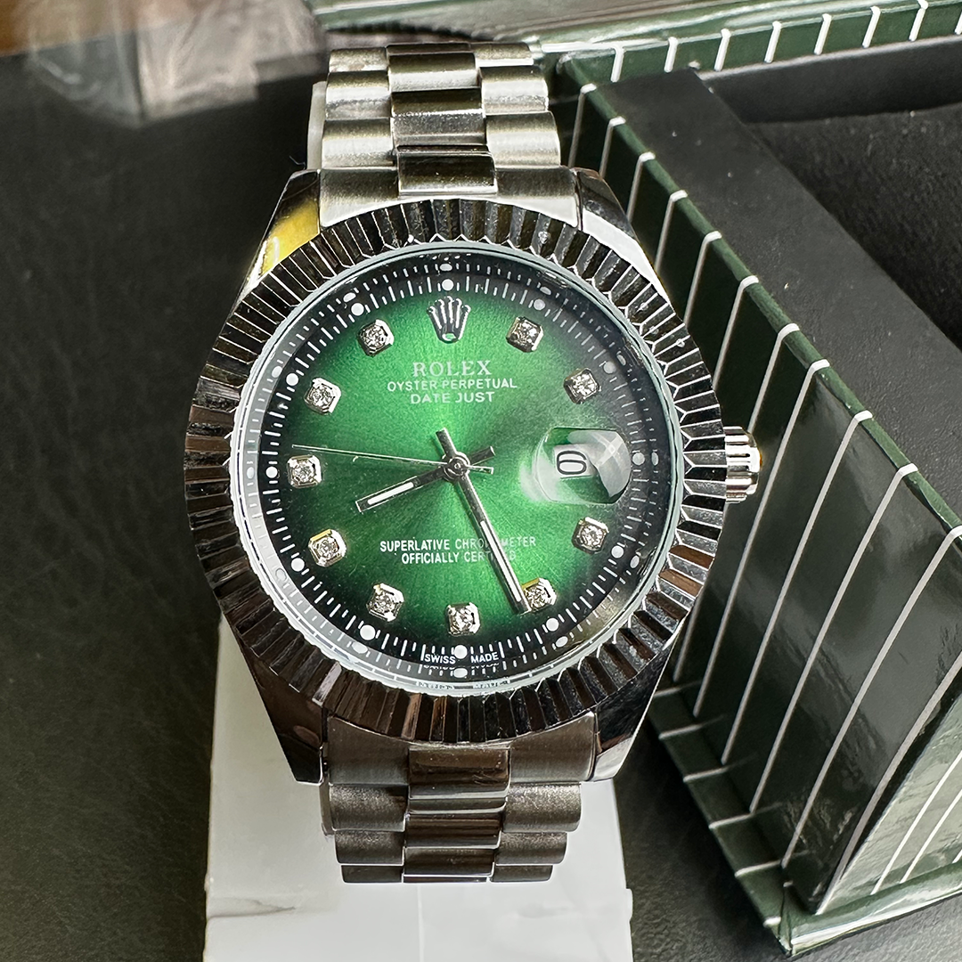 Rolex green date dial