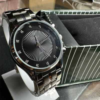 Badus black dial